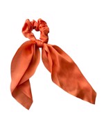 Scrunchi med et lille tørklæde (satin) - orange